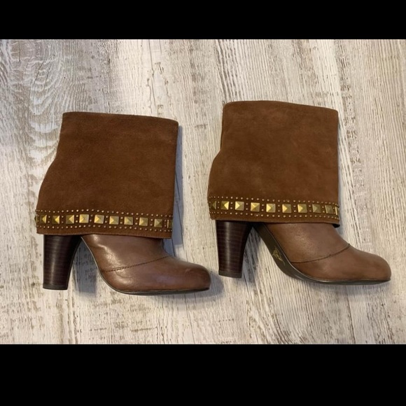 Women’s Very Volatile camel brown leather ankle boots with studs, size 6 - Picture 2 of 3